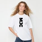 women's short sleeved t shirt