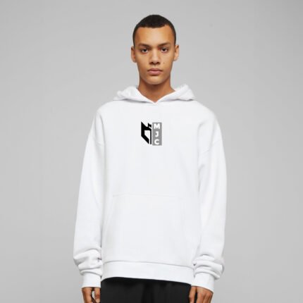 هودي لون ابيض