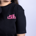 ⁦تيشيرت اسود نسائي MJC⁩ - الصورة ⁦2⁩