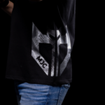 ⁦تيشيرت قطن اسود MJC⁩ - الصورة ⁦2⁩